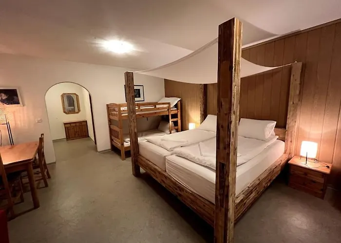 Spacious In Swiss Alps Feriehus *